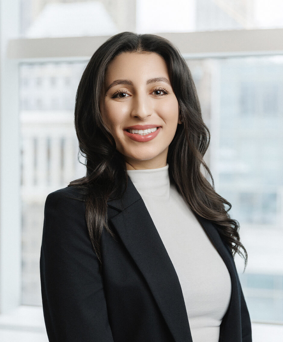 Elyse Hannoun Headshot